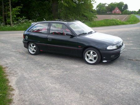 Name: Opel-Astra_F_GT14.jpg Größe: 450x339 Dateigröße: 43261 Bytes