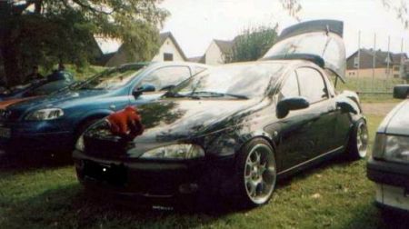 Name: Opel-Tigra15.jpg Größe: 450x252 Dateigröße: 23534 Bytes